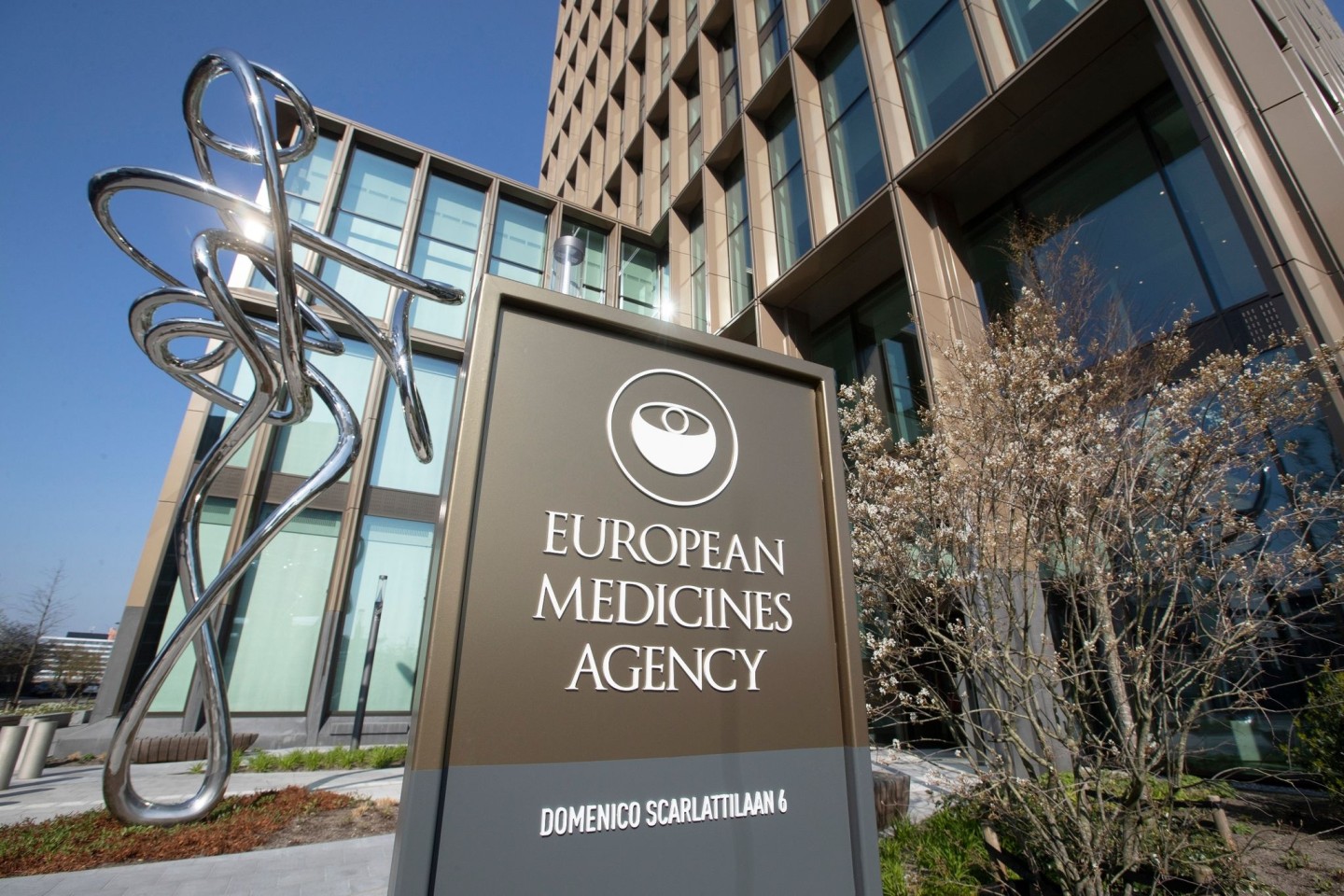 Außenansicht der Europäischen Arzneimittelbehörde in Amsterdam: Die EMA warnt vor Arzneimittelbehörde EMA warnt vor Pholcodin.